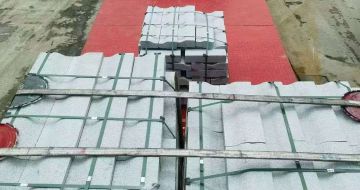 滨州 芝麻白仿形加直形路沿石出货日常