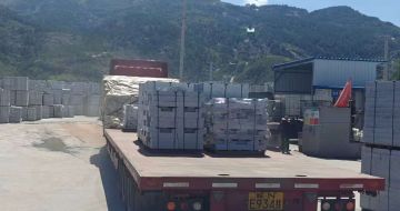 滨州 芝麻白仿形路沿石，直形路沿石