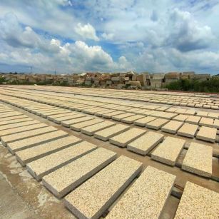 滨州 黄金麻荔枝面花岗岩石材地铺石防护中