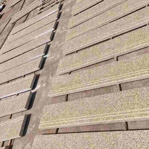 滨州 黄金麻花岗岩光面楼梯踏步