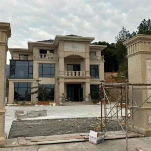 滨州 黄金麻花岗岩别墅雕花外墙干挂配上门口雕花罗马柱