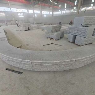 滨州 芝麻白异形坐凳，自然面光面弧形加工