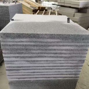 滨州 芝麻白5公分火烧地铺成品，900*400，规格可定制