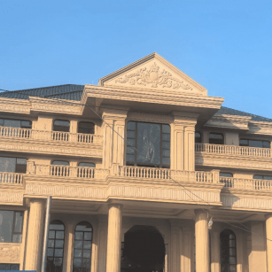 滨州黄金麻别墅外墙干挂石材效果示例