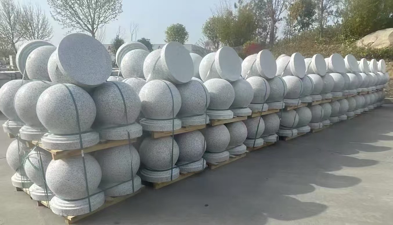 滨州 白麻花岗岩石材圆球，石球，挡车球，隔离球，景观石球，风水球等