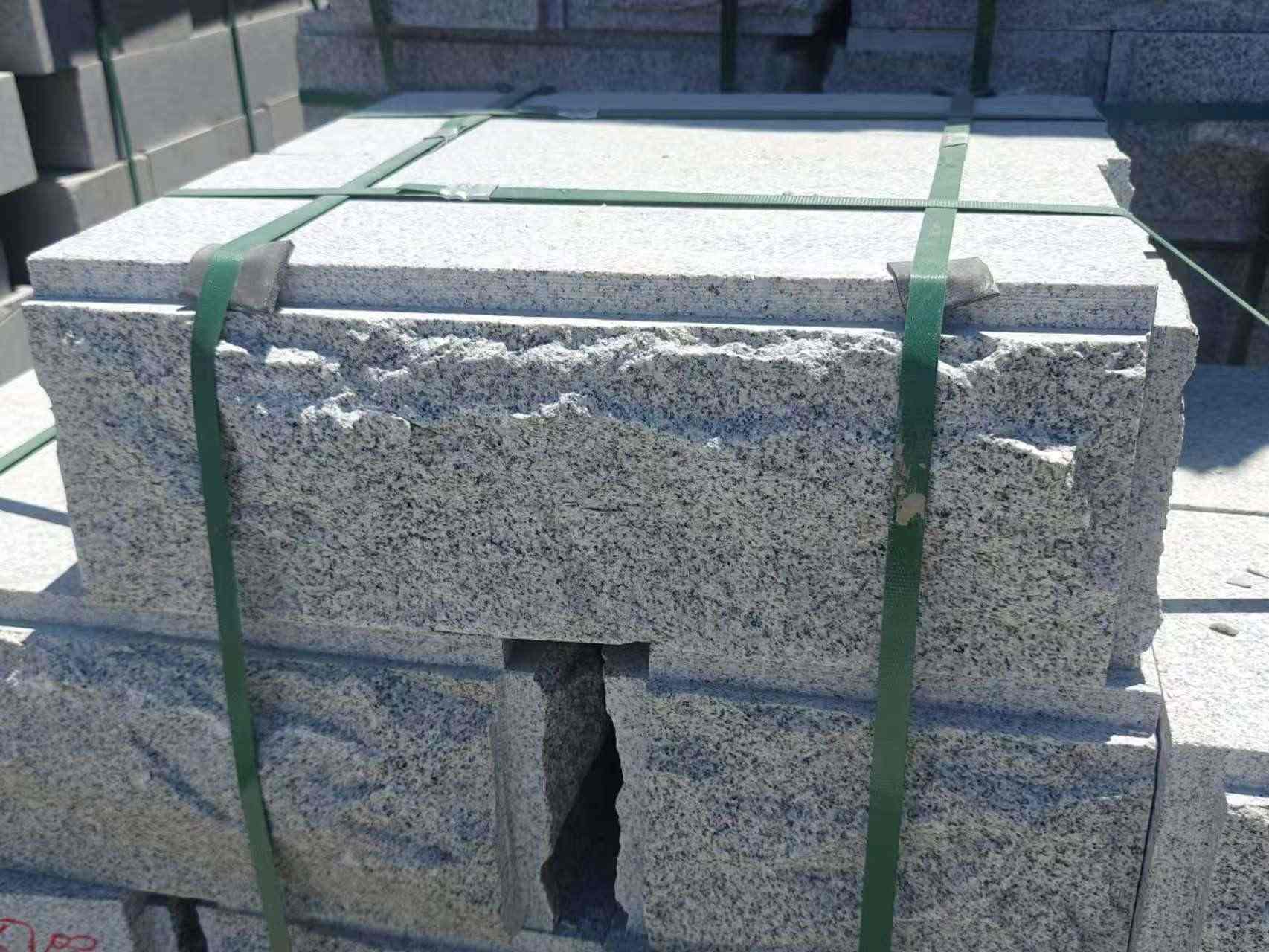 滨州 芝麻白花岗岩自然面成品