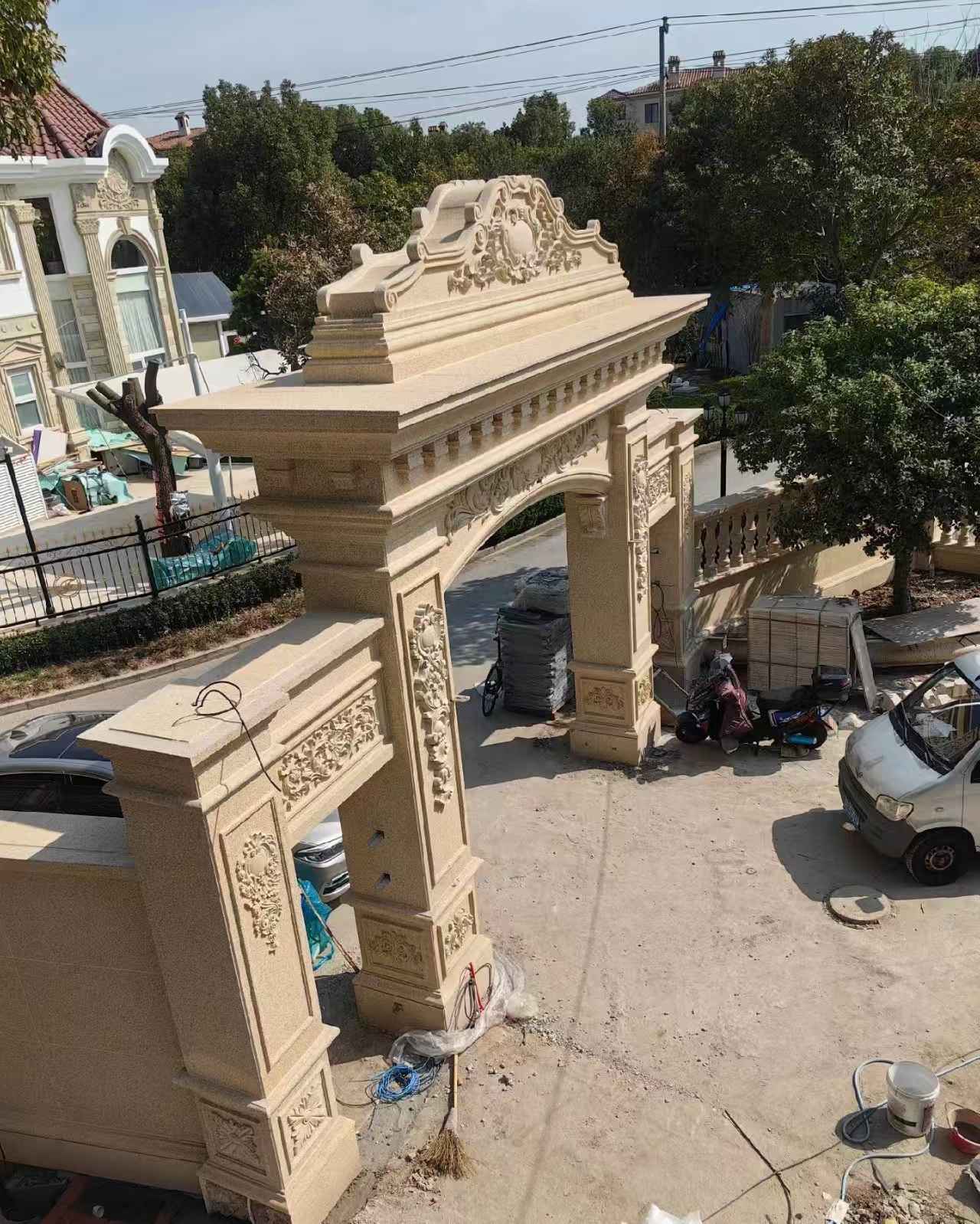 滨州 黄金麻荔枝面花岗岩别墅门楼