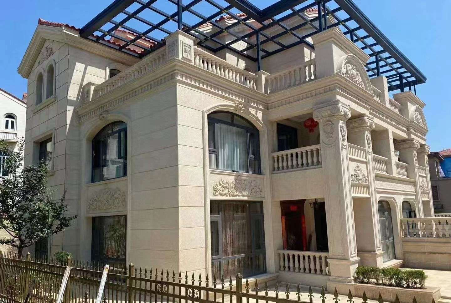 滨州 黄金麻花岗岩荔枝面别墅外墙干挂