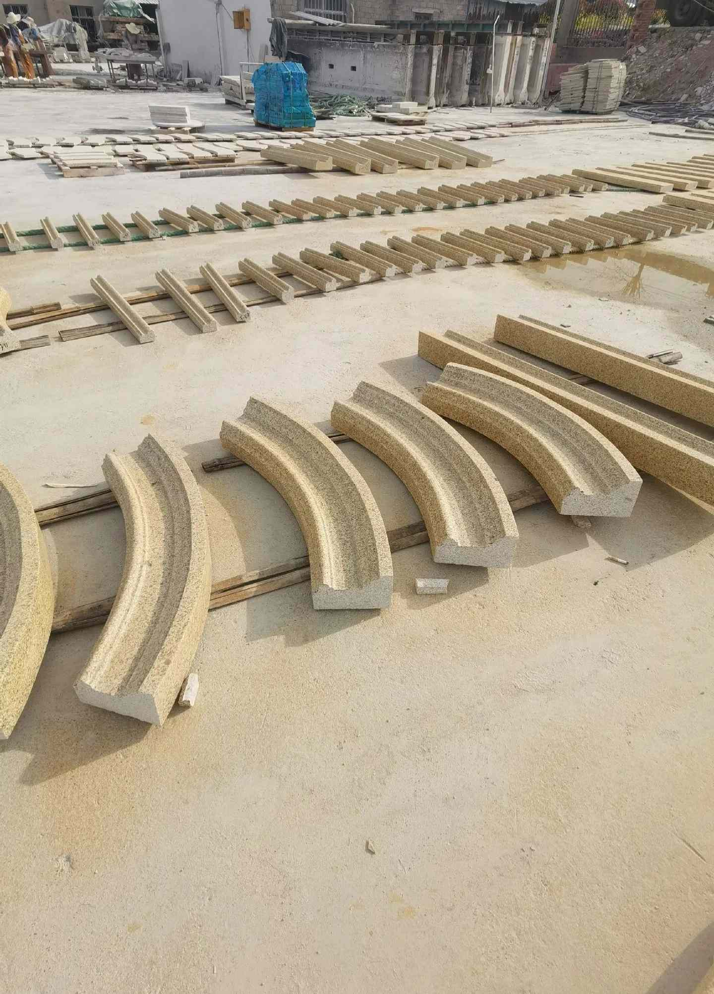 滨州 黄金麻花岗岩别墅线条