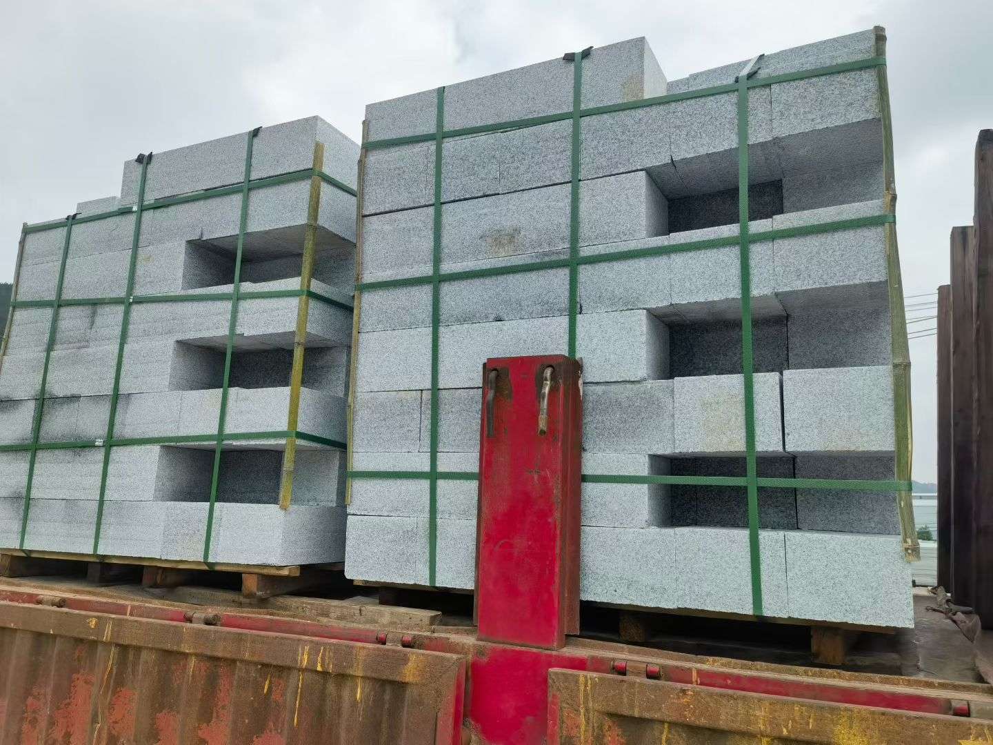 滨州 芝麻白花岗岩路沿石，平石，路侧石，马路牙子，路缘石，立缘石，平缘石等