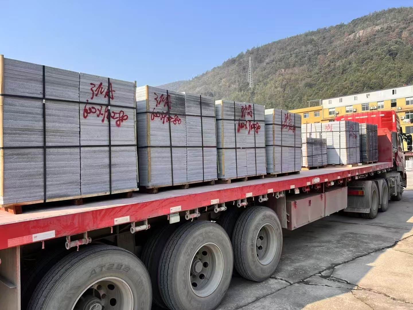 滨州 芝麻灰地铺石出货日常