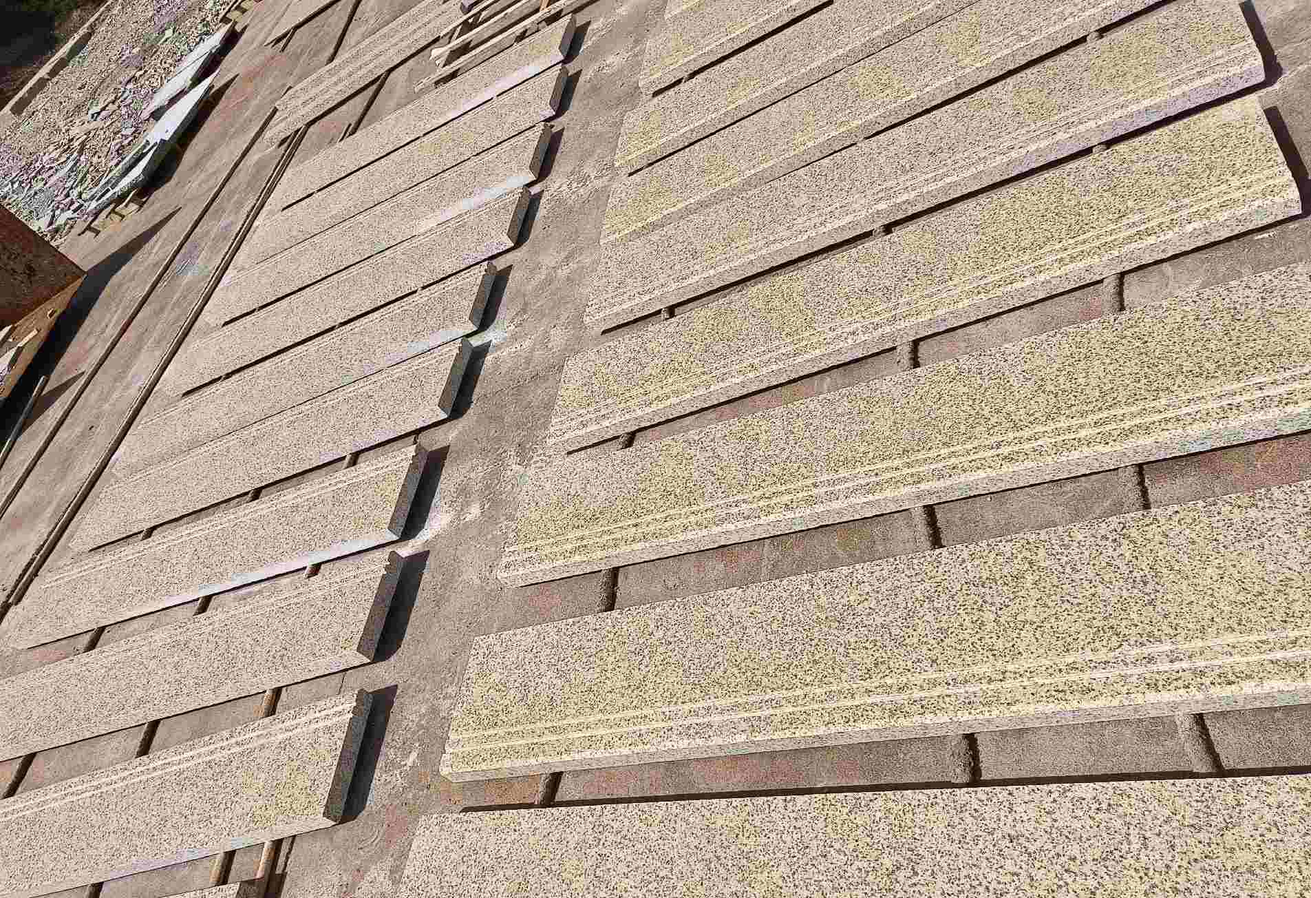 滨州 黄金麻花岗岩光面楼梯踏步