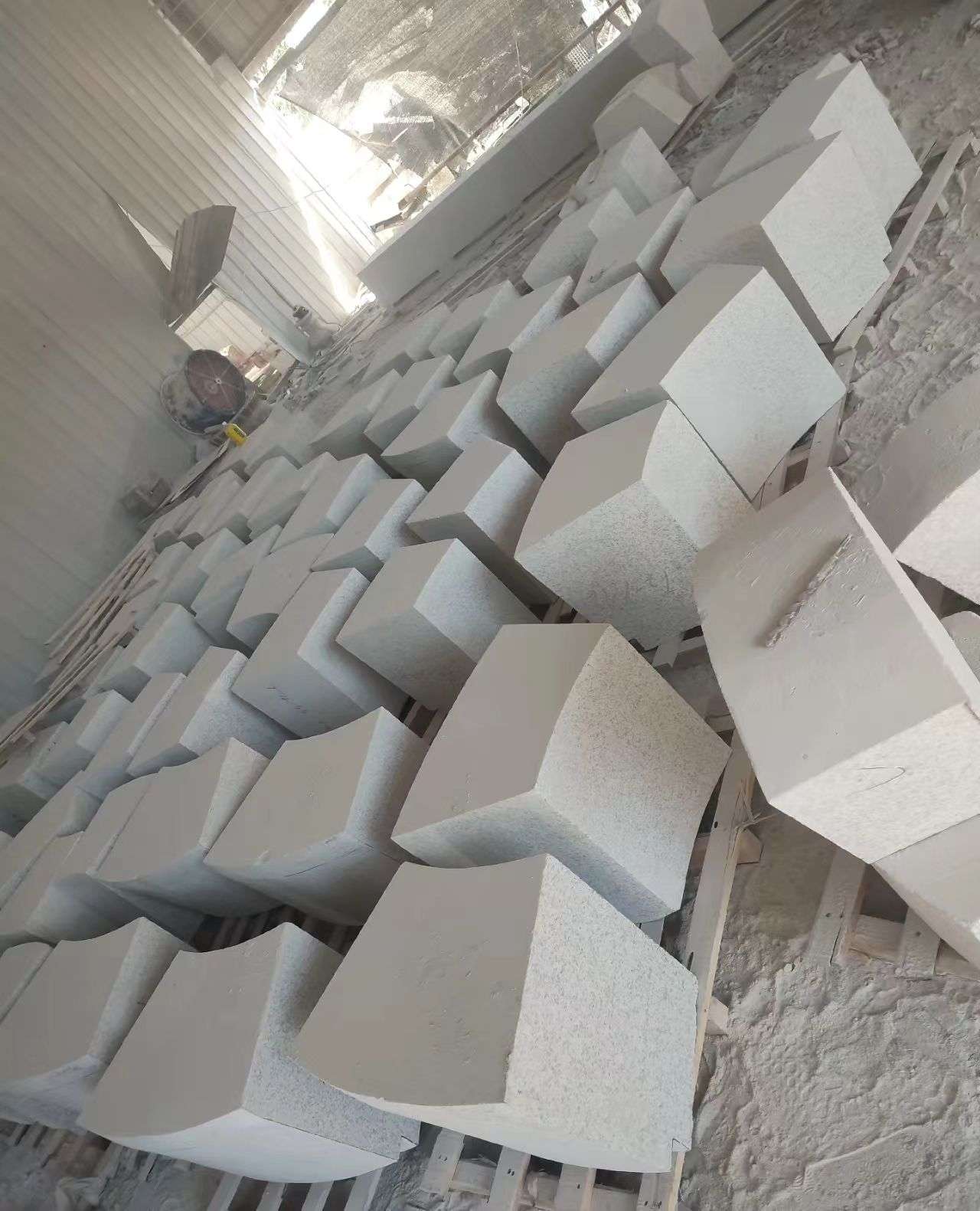 滨州 白麻花岗岩异形坐凳