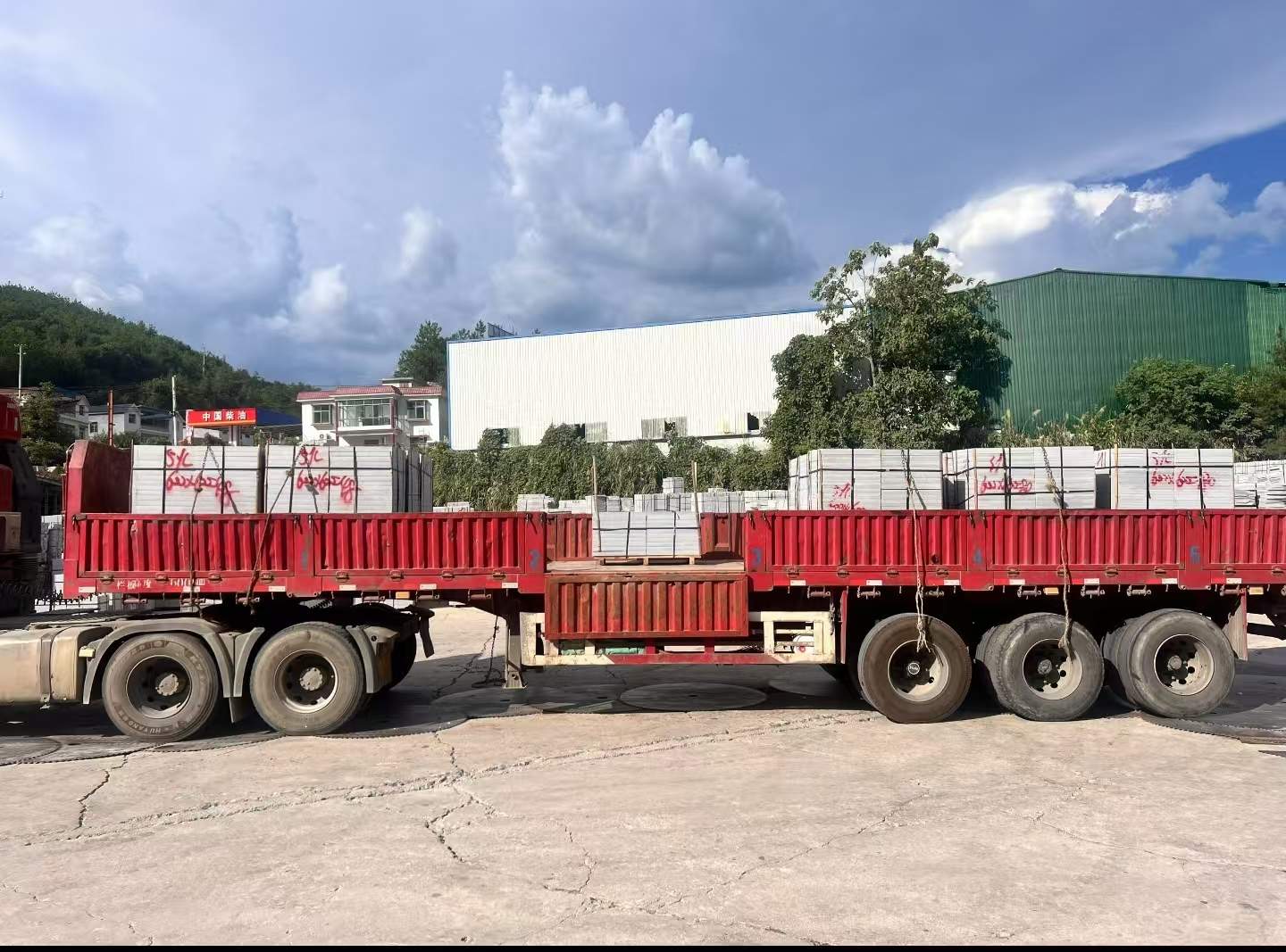 滨州 芝麻灰花岗岩地铺石出货日常