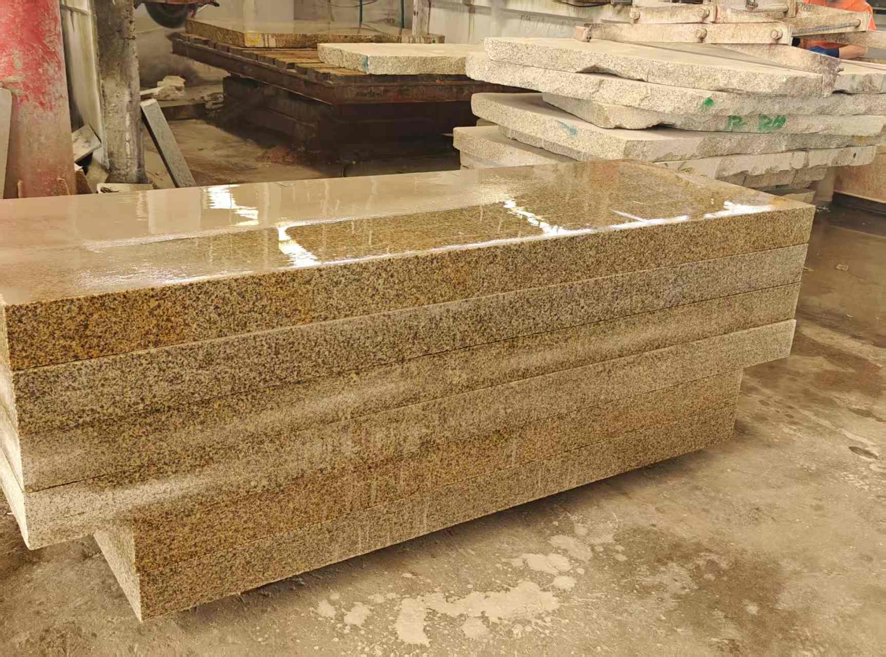 滨州 黄金麻栏杆料半成品加工中